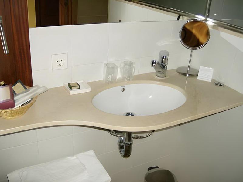 C65D6BB042598DE2E2757C5129F27FA5