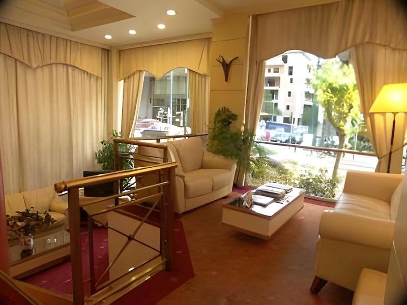 EBBD5908F593F21FE5D531661E4DBE87