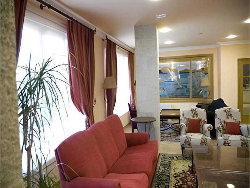 9D17146E1B8C30F865352424AB4A8C0C