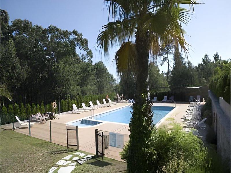 183A04B7CD4F2879B4186BCED4442389