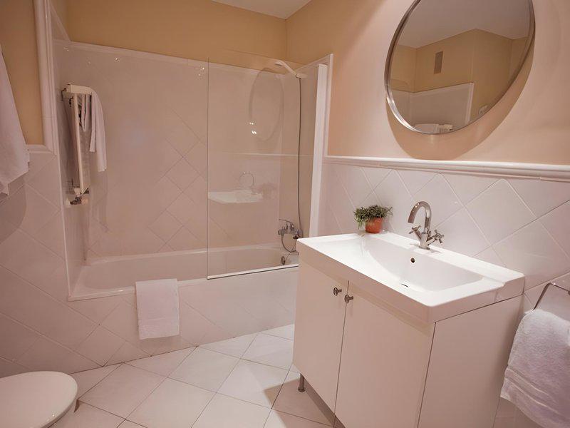 A37B96D9619D21780F6FB0B00EBA1DE0