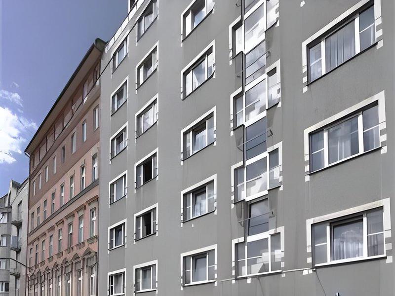 A421C3EE2A6671F62AAF04FD5DDBDA6B