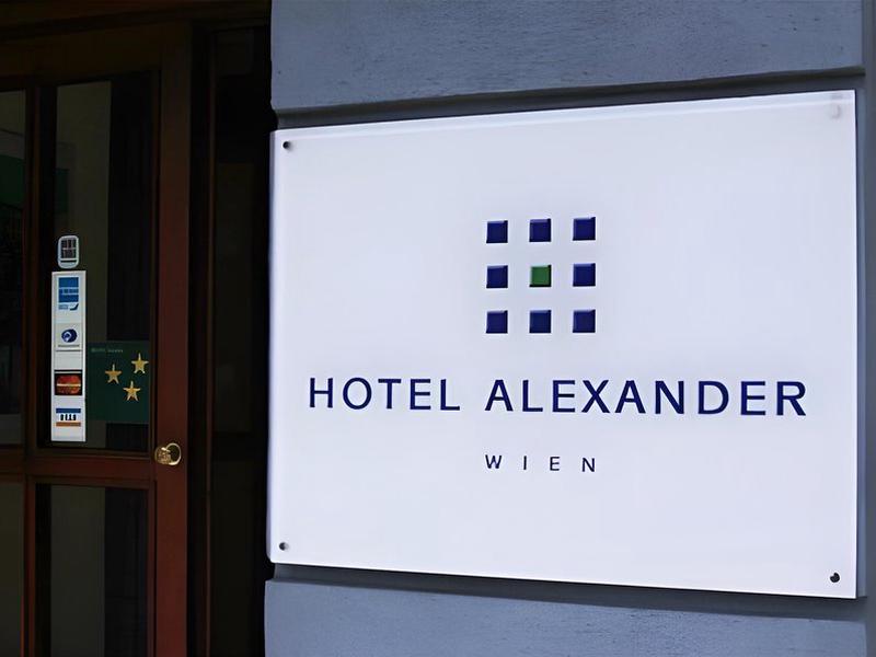 38E2B088D8BE9D67698C3AB1E4E6B2B7