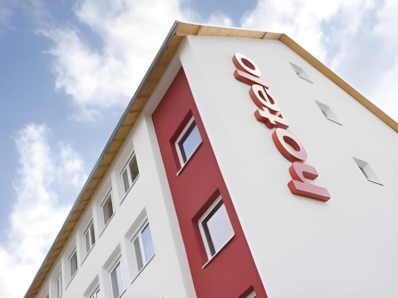 FC5BB9F4C6A1F28BF57C4F43DE4B3118