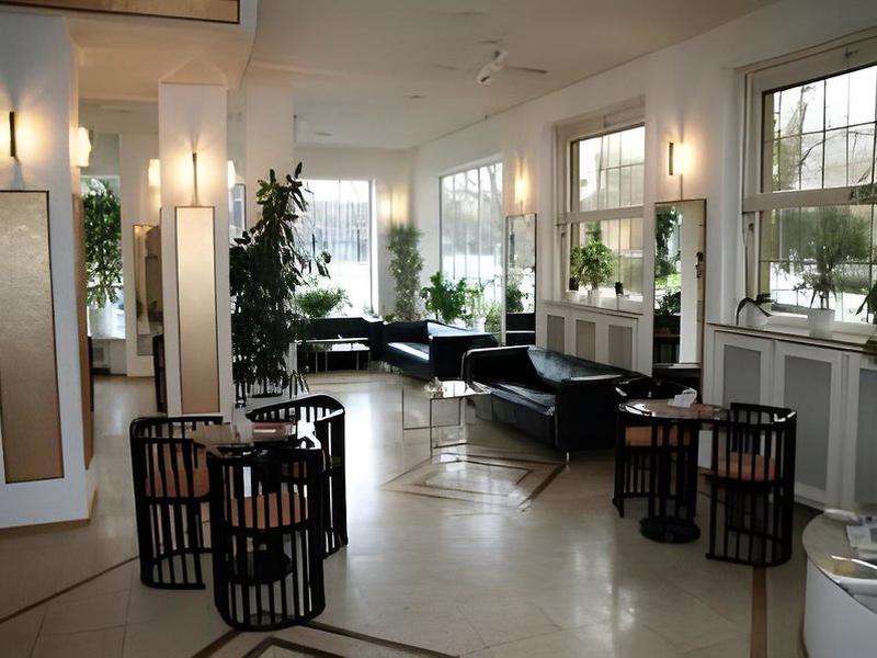 C3FCBF67AC5B8858086E94E726DF763B