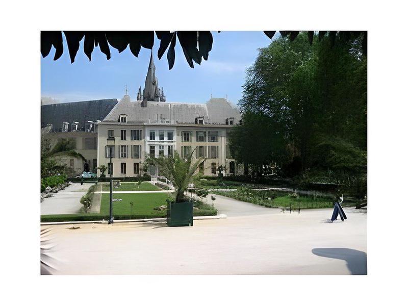 B1EBB9EE0F8E6BAFA3BC53EC9930FBB4