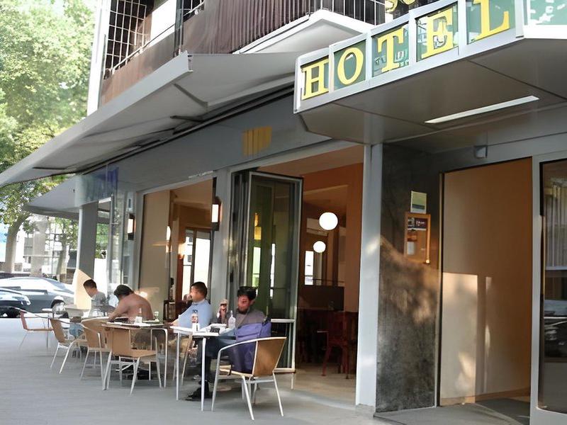 51757FBE7EAF1B1981217C49239B9E13