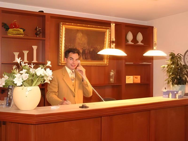 731EE7CBECA951D4603278E280822007