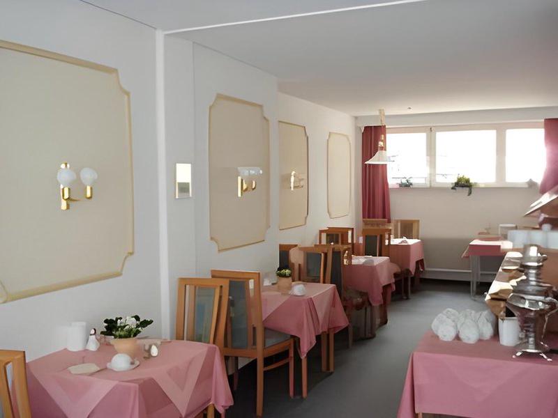 DA8305FBDEE133CF6FFCF6D57E0EE46F