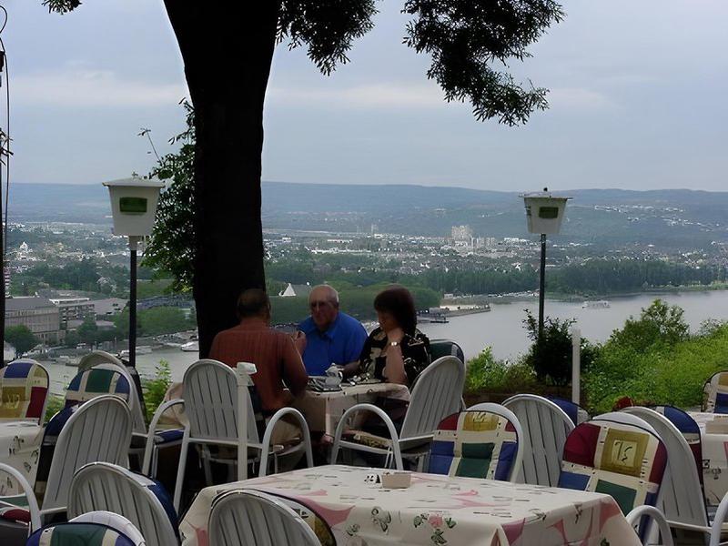 EE5C918E08245CEB05ED85E009FD5FEE