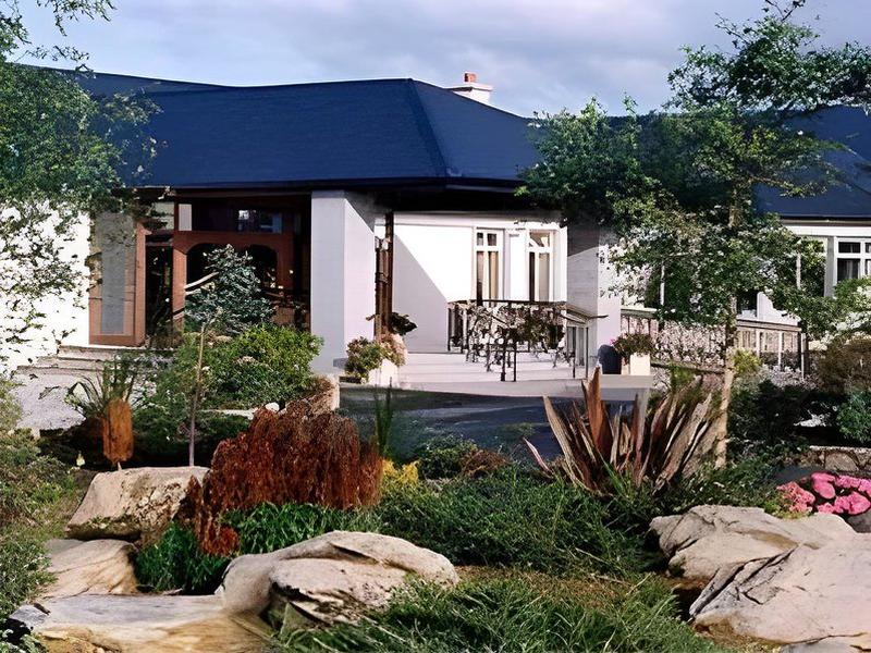 DC2E3EF726DD484A56915B5E2E27B53B