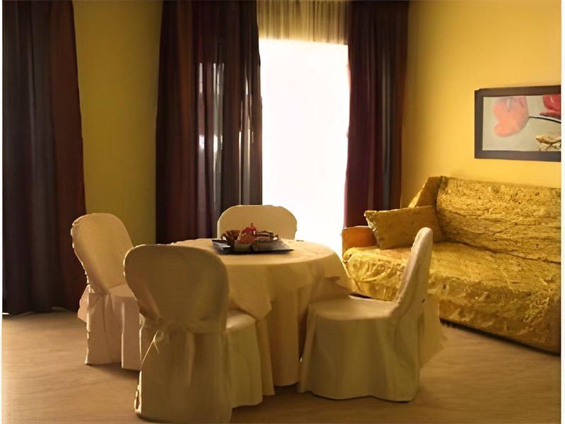 C7F1A3CD4AF1BB4FEF300FB56648FA61