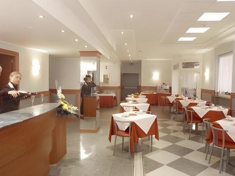 7FB432C545E2D4F468436B64E6521605