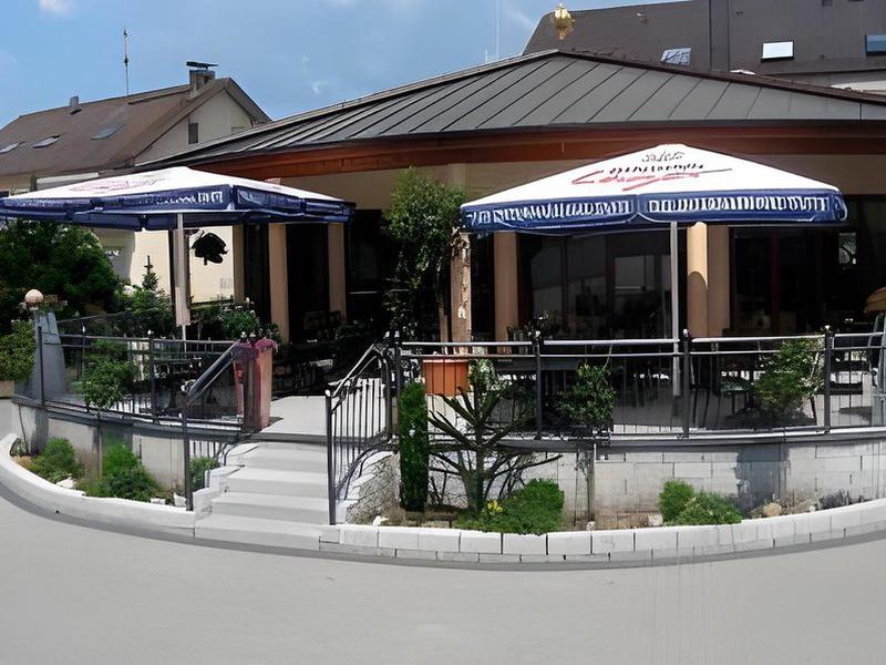 BAF716459A2A4C15F0F6827E72207CFD