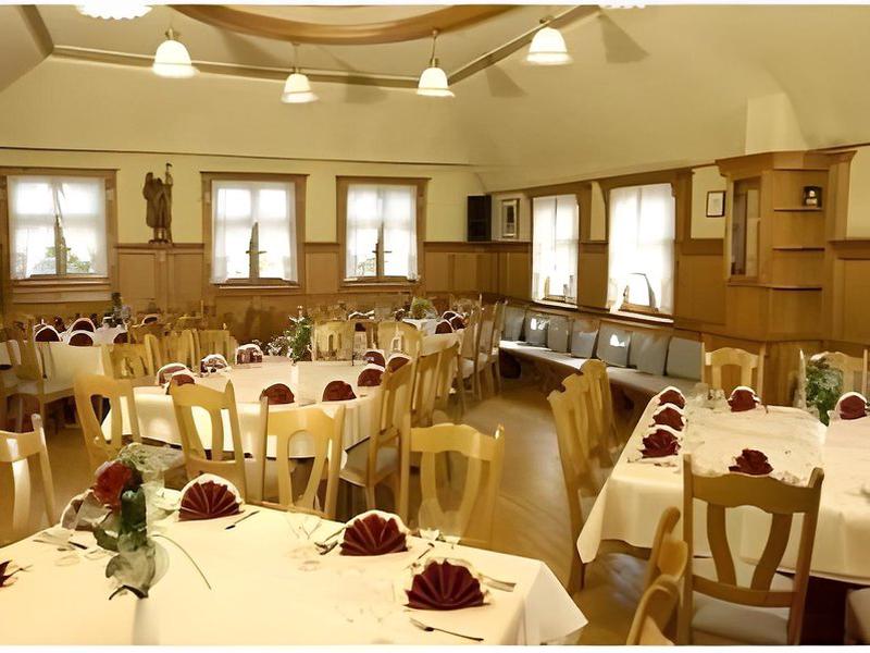 61A336BB498DC7668F663D8084133C1B