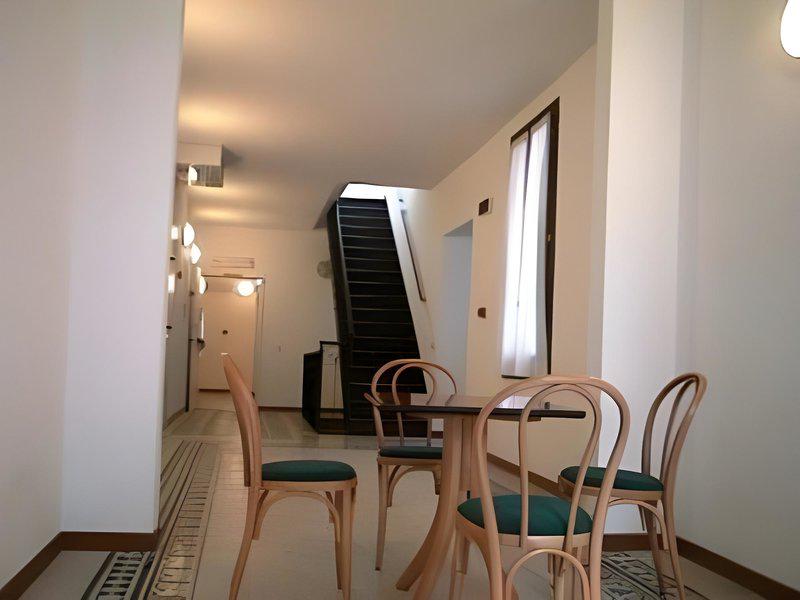 BEE0ABD0EFF2E80F8B5CC1F937C9C7B6