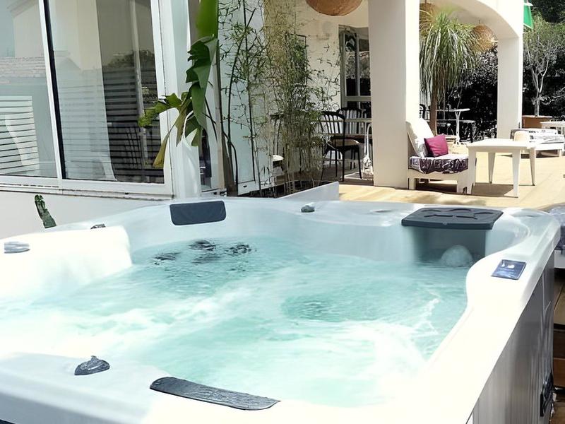 8D985A457D997D0C45D25AFAA289346E