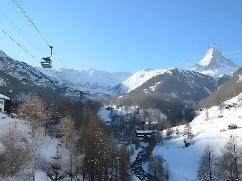 7243F3713DFBD68B067BAD68694F2751