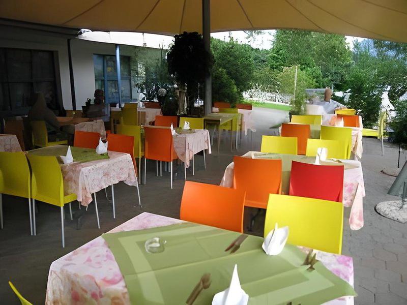 EEEE0F3CEFA55532595E1B828EDA5F6A