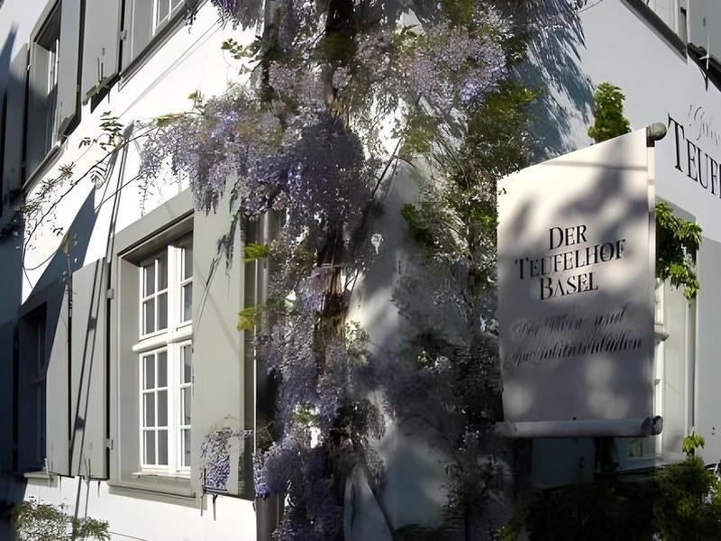 55B9B8FC1EF80EC4E40C4B40311D282C