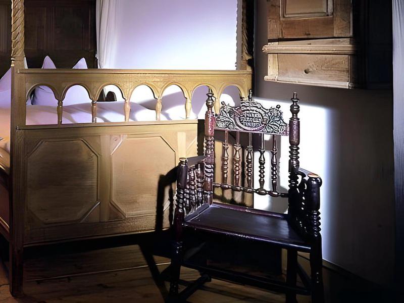 A1BF7376490041484FE9C21A8C4759A3