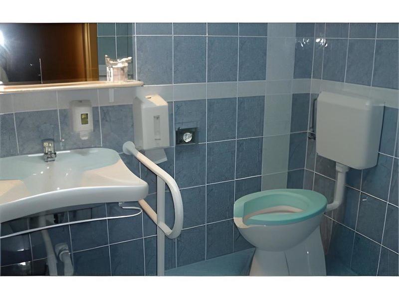 06E56A7138CDE1A10610B0356C6DE66F