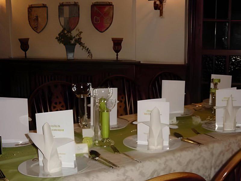 40B3C8C403EFC3F8E17D8E75FAB8638E