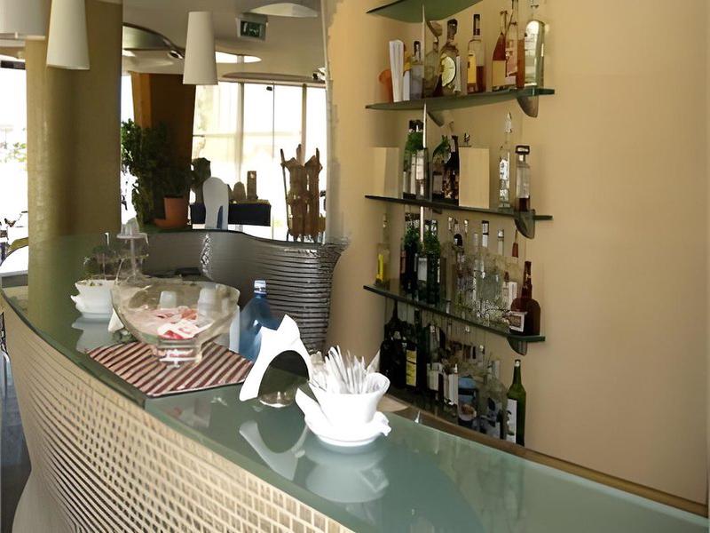 D8BB683599379FB67045E0F605161A2A