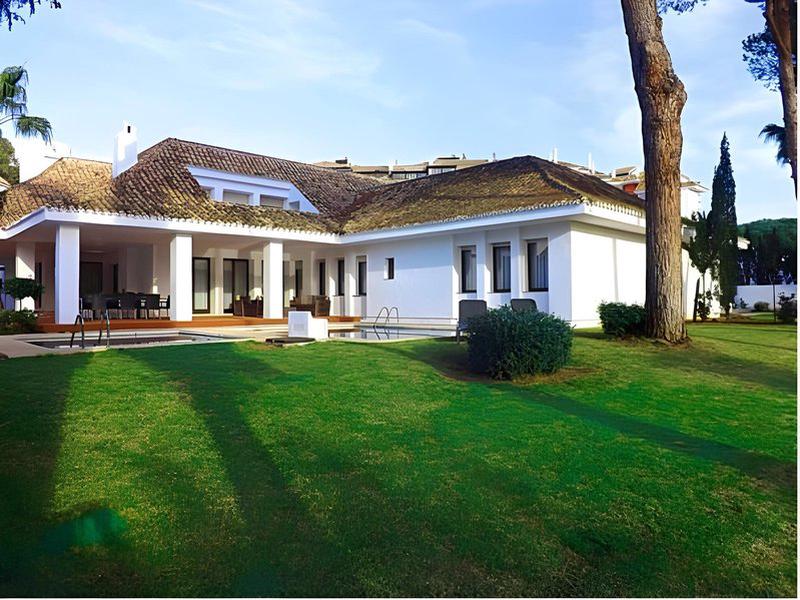 301F86272D8EE83EFEF7B5B7451F7C89