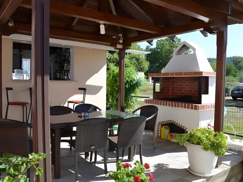 E8363B6909244EDBBEA3A5FC58C4BC87