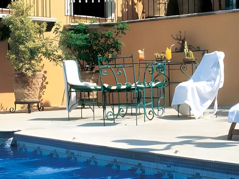 6E1EDD24BE82A7B35C21E0F368C420B5