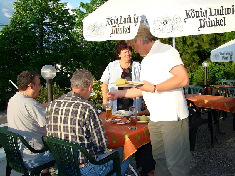 E05D32D758A298DBB2C0C92667D5353A