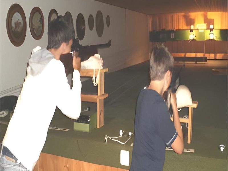 1239703829A32D77677DB7DEAF497564