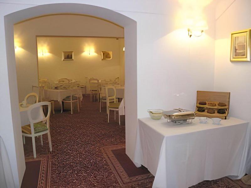 0C7F27B5CF682CBB9FC99365586F9BB0