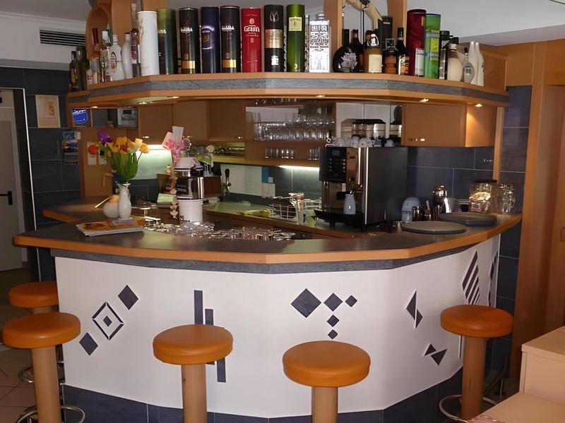 ECC8A2DF3B992DDC80CCE9C1D425E5DE