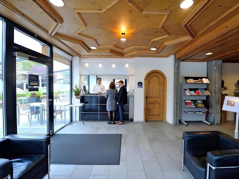 84B9FD4E84442C740B3F4C502E2767A2