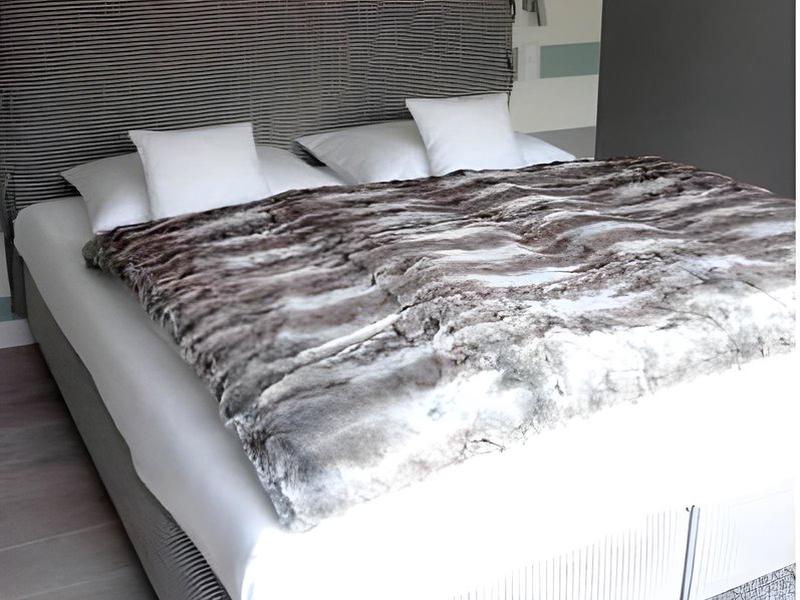 D02E0CB302FF70A6630E74D4131554DD