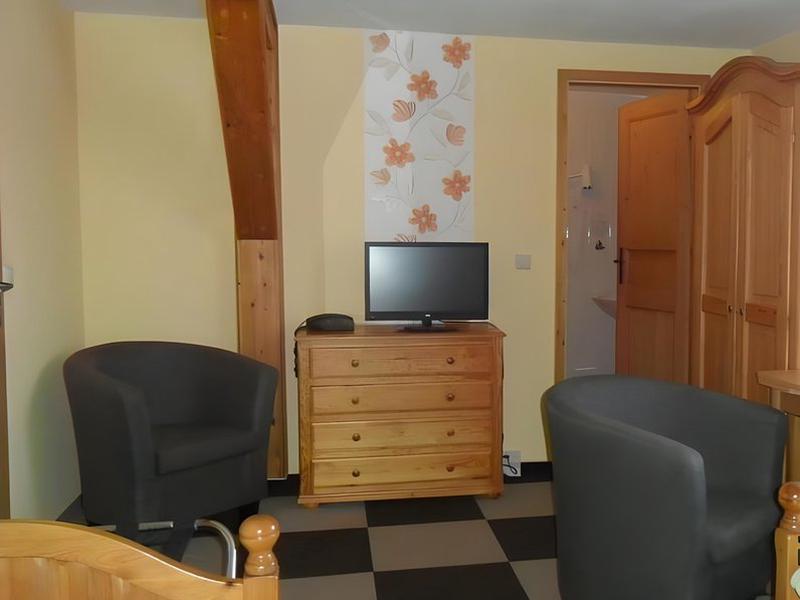 623EF43D71AD7DED26D2F52C0181E8DC