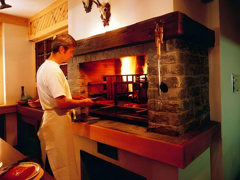 985944400E763FE19503A454F849312B