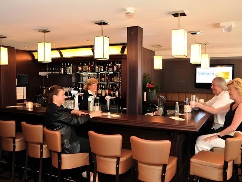 01FB678F7D0AD7225AE5B667209F242B