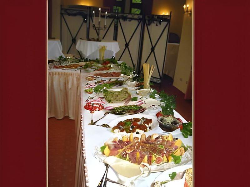 7AFCB373AFCB46F8E45E8E366E955DB0