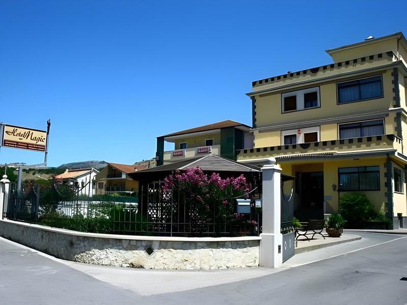 7CE3CA9F50E7A3D8678C8E2266673231