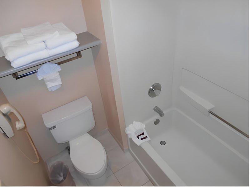 8D38DF2CAA373595BF94F7C5D86B642C