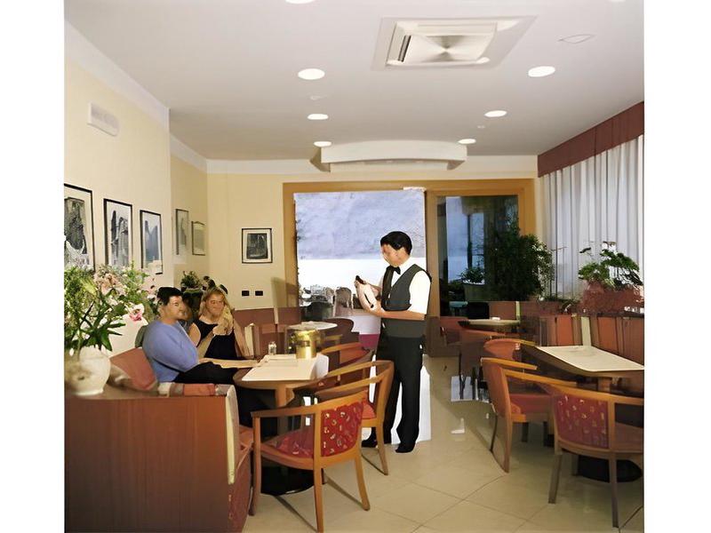 9715BC2397A08BB87B10D3286B968CA1