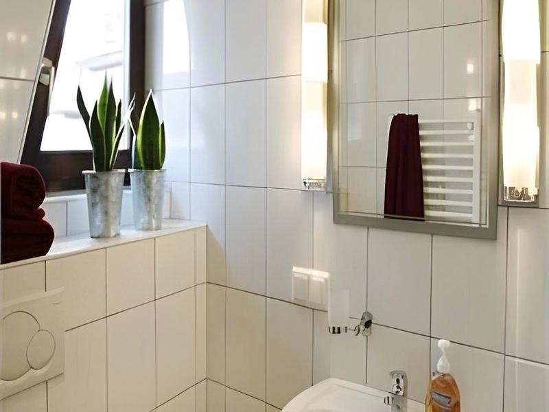 1FB40640DE699D99CDF689A3FEA56A1E