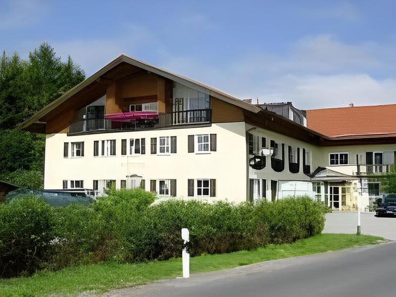 138224965441A10F1D54329FA800D4AC