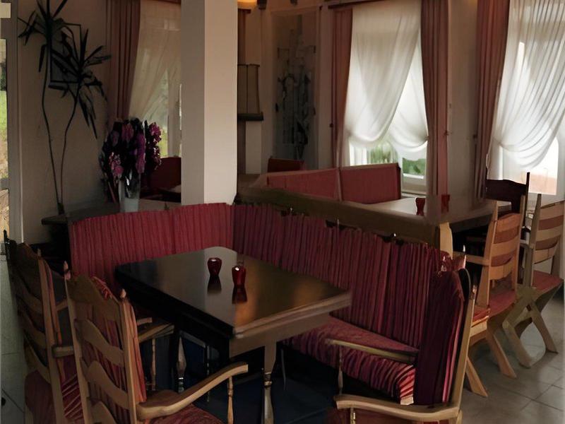 C18F781A127B9D17AAC49CDF81DB6B59