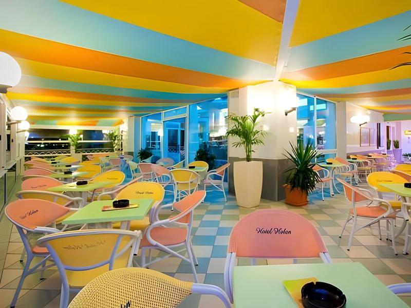 DD4B536F78737C7D7F644C1A5A7BB026