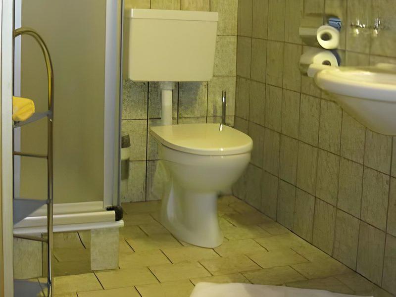 BD8F302FF10771B8F517F18361DA4749