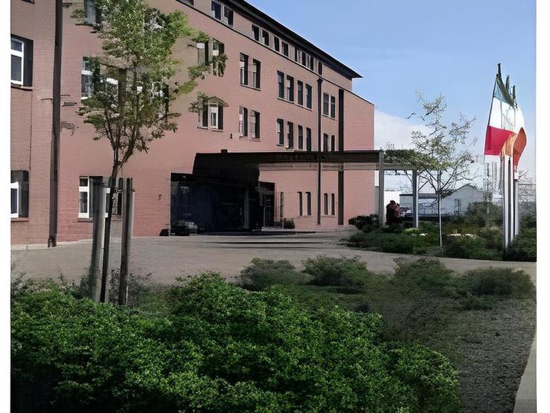 32190FC7263CE9BF5A71CC1AFE91677E